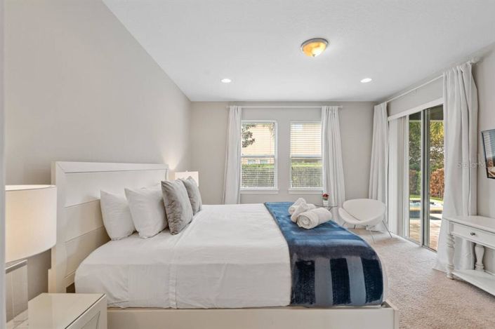 Image No.16-6 Bed House for sale