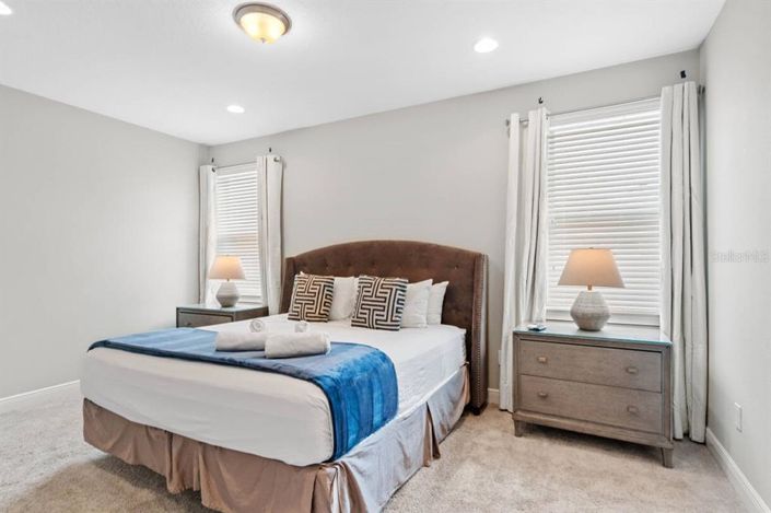 Image No.29-6 Bed House for sale