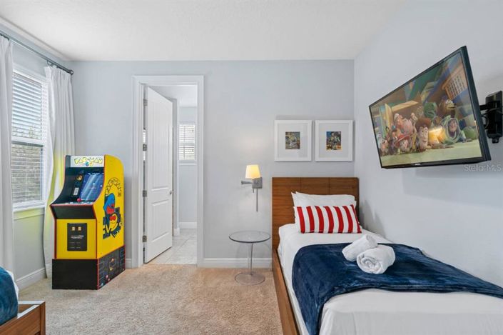 Image No.33-6 Bed House for sale