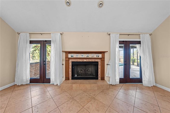 Image No.8-Maison de 4 chambres à vendre à Saint John