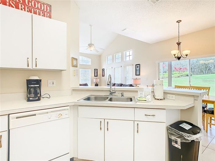 Image No.13-Maison de ville de 4 chambres à vendre à Saint John