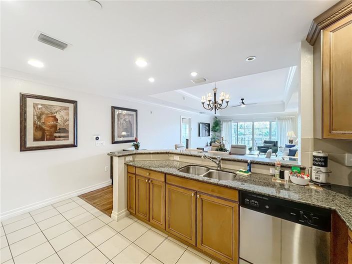 Image No.9-3 Bed Apartment for sale