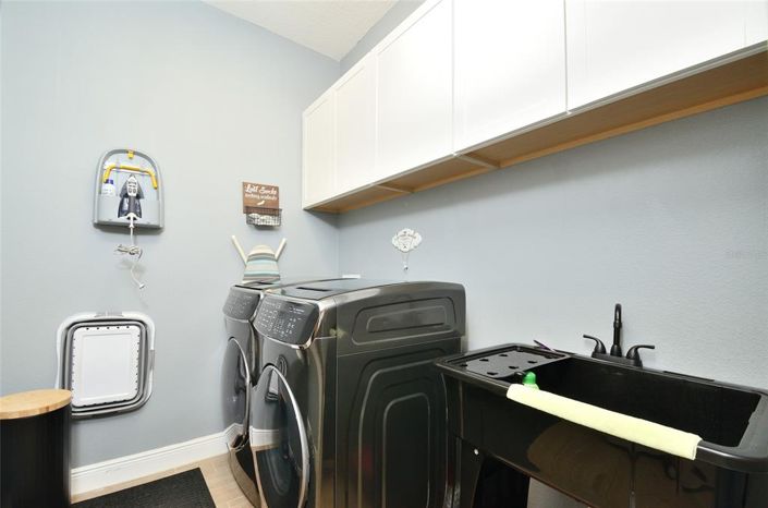 Image No.16-2 Bed Villa for sale