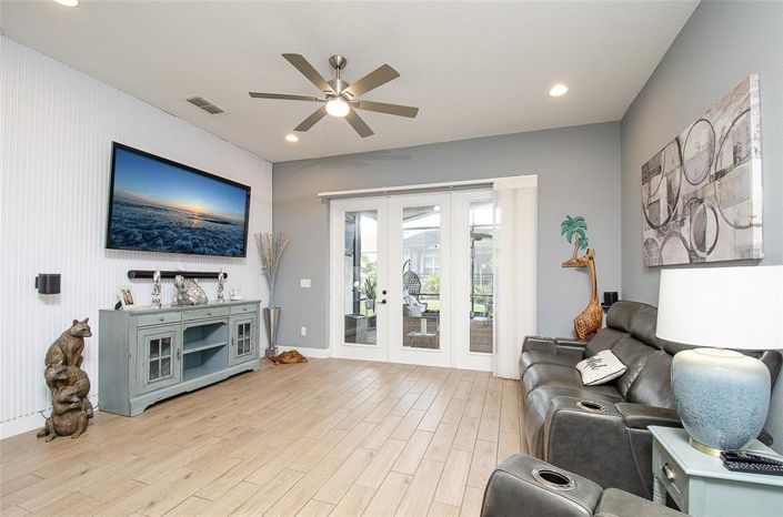 Image No.19-2 Bed Villa for sale