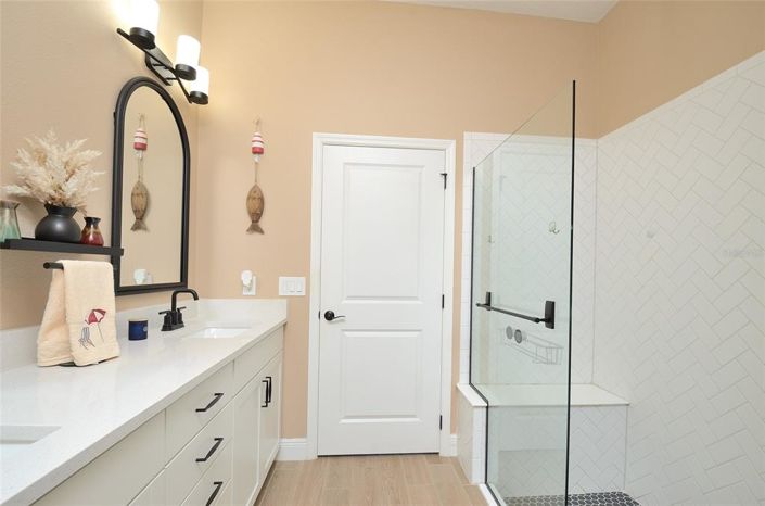 Image No.24-2 Bed Villa for sale