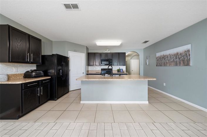 Image No.10-4 Bed House for sale