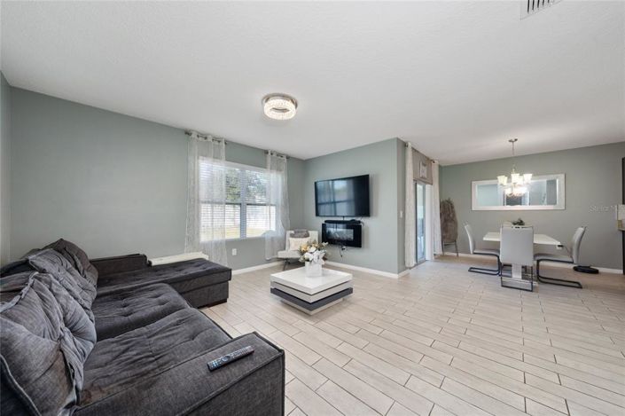 Image No.14-4 Bed House for sale