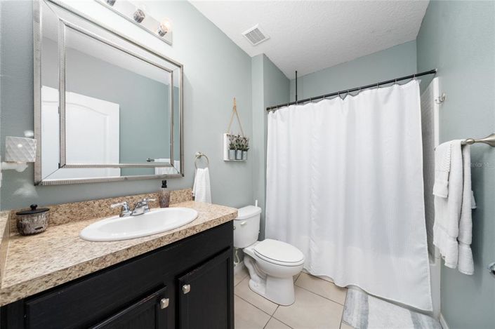 Image No.6-4 Bed House for sale