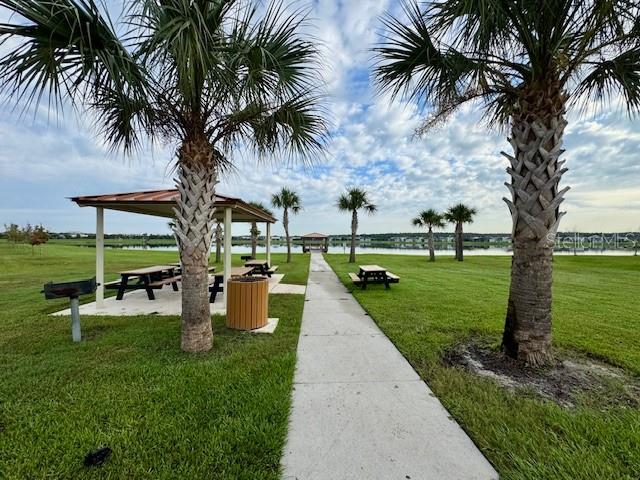 Image No.18-3 Bed Townhouse for sale