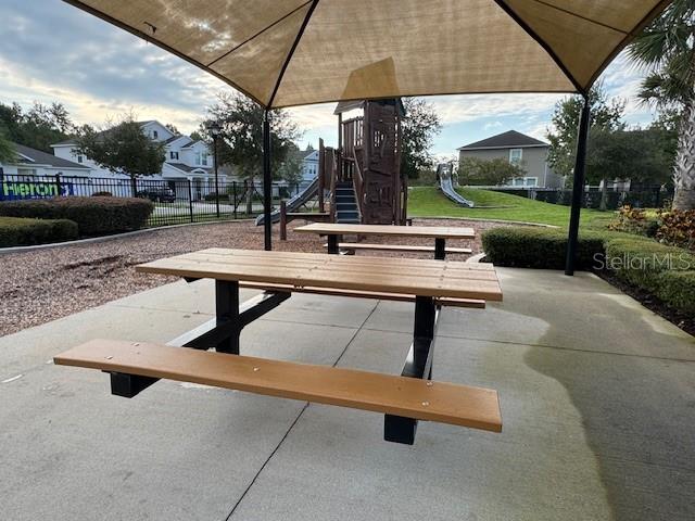 Image No.27-3 Bed Townhouse for sale