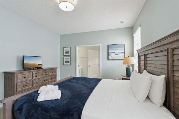 Image No.12-4 Bed House for sale