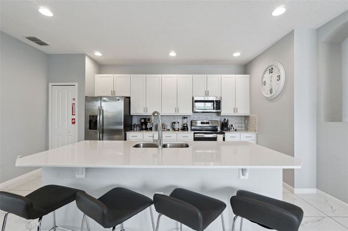 Image No.7-4 Bed House for sale