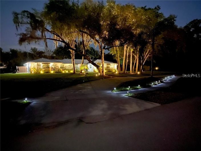 Image No.2-5 Bed House for sale