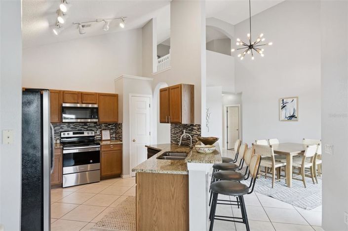 Image No.15-6 Bed House for sale