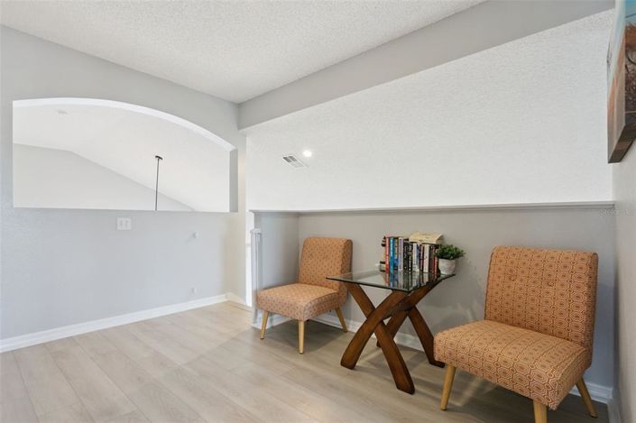 Image No.33-6 Bed House for sale