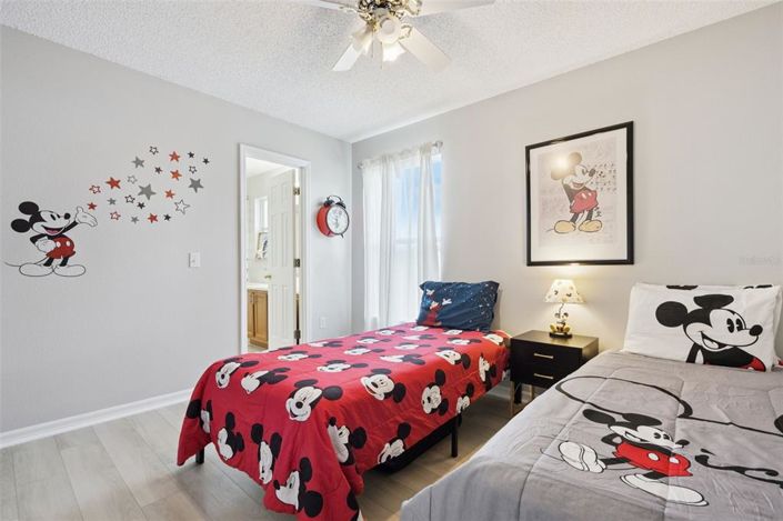 Image No.44-6 Bed House for sale