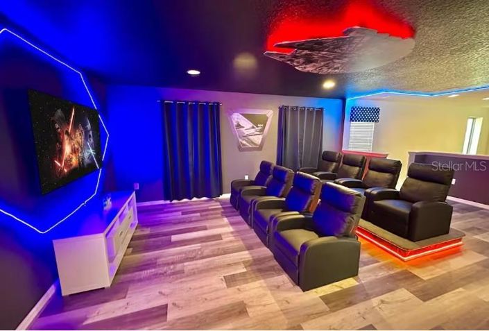 Image No.2-6 Bed House for sale