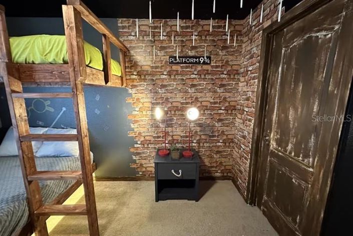 Image No.29-6 Bed House for sale