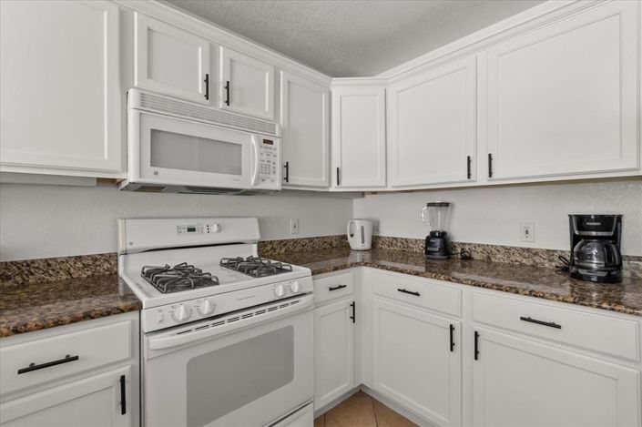 Image No.6-Appartement de 1 chambre à vendre à Saint John