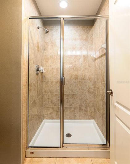 Image No.19-4 Bed Townhouse for sale