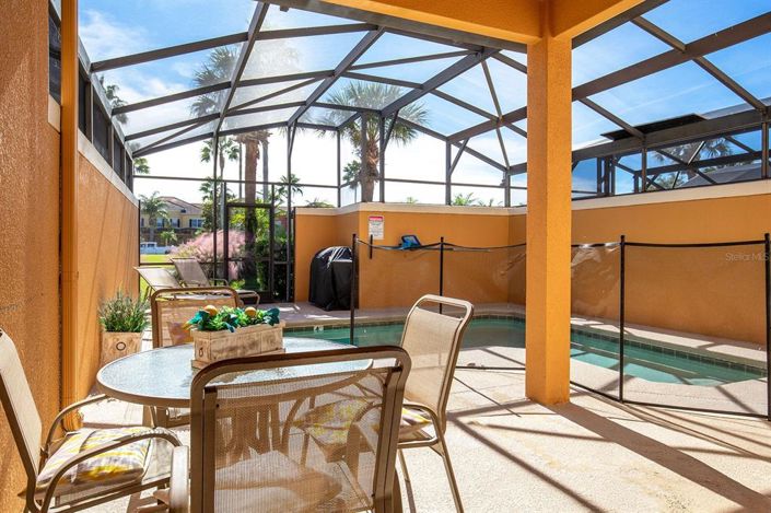 Image No.25-4 Bed Townhouse for sale