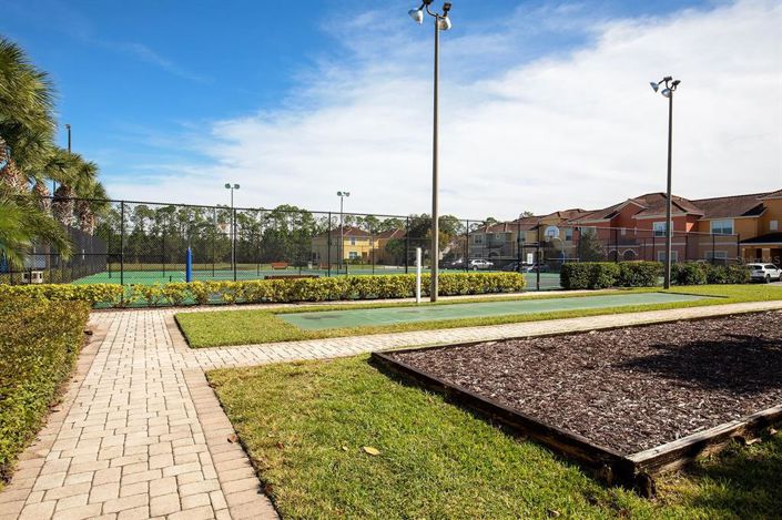 Image No.28-4 Bed Townhouse for sale