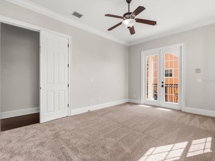 Image No.36-6 Bed House for sale