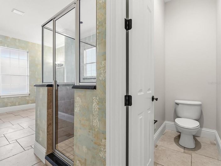 Image No.40-6 Bed House for sale