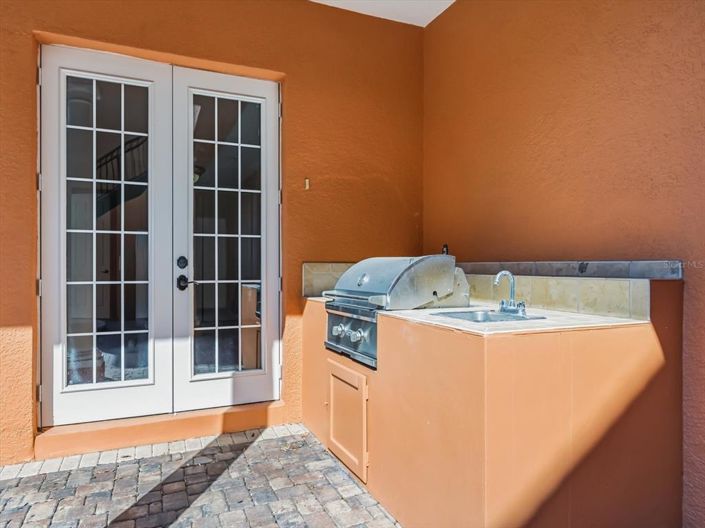 Image No.53-6 Bed House for sale