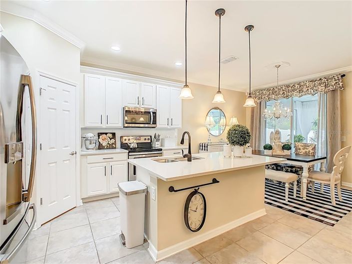 Image No.9-3 Bed House for sale