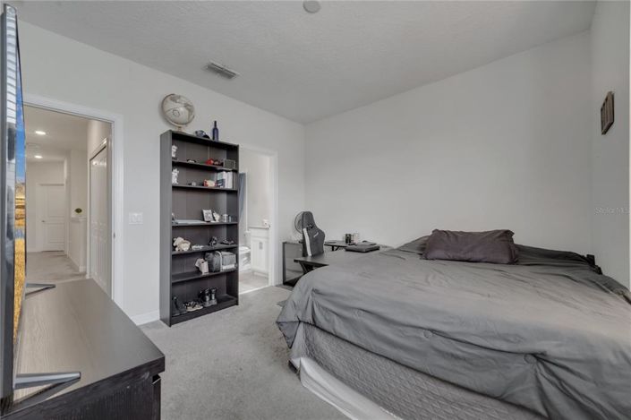 Image No.27-Maison de ville de 4 chambres à vendre à Saint John