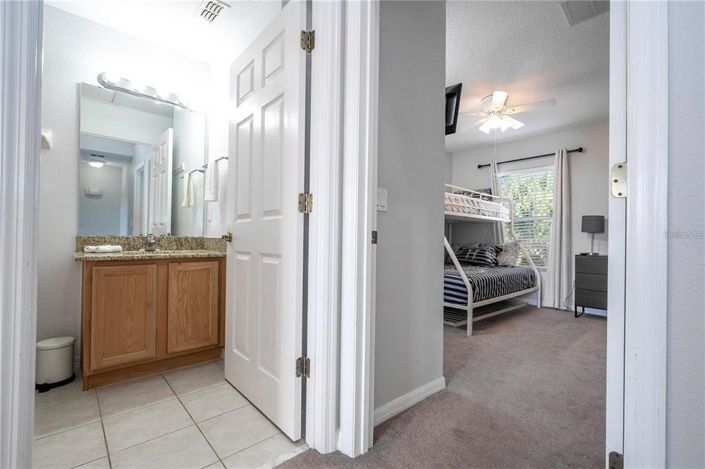 Image No.15-3 Bed Townhouse for sale