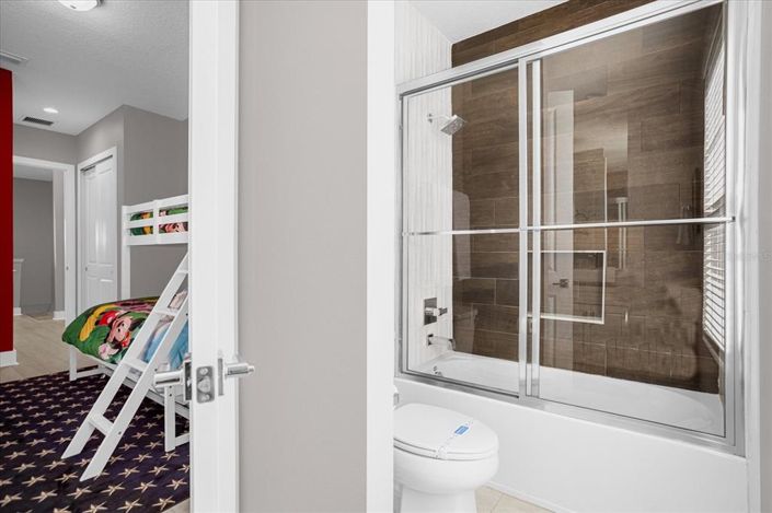 Image No.36-4 Bed Townhouse for sale