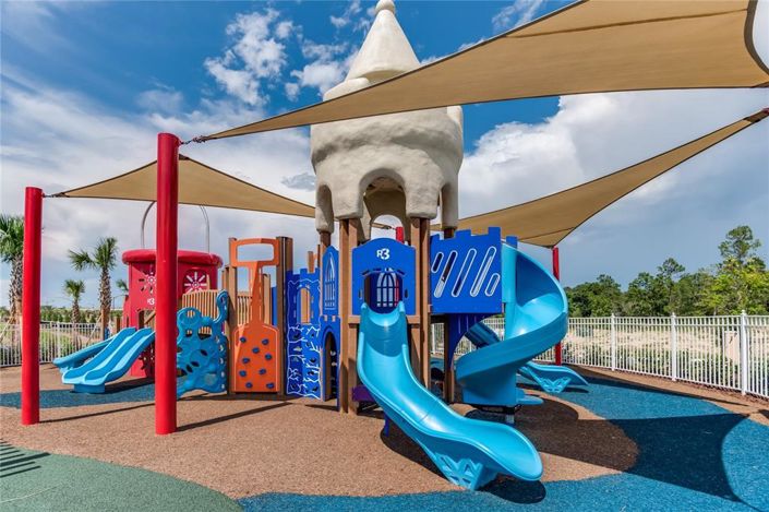 Image No.56-9 Bed House for sale