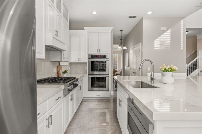 Image No.20-5 Bed House for sale