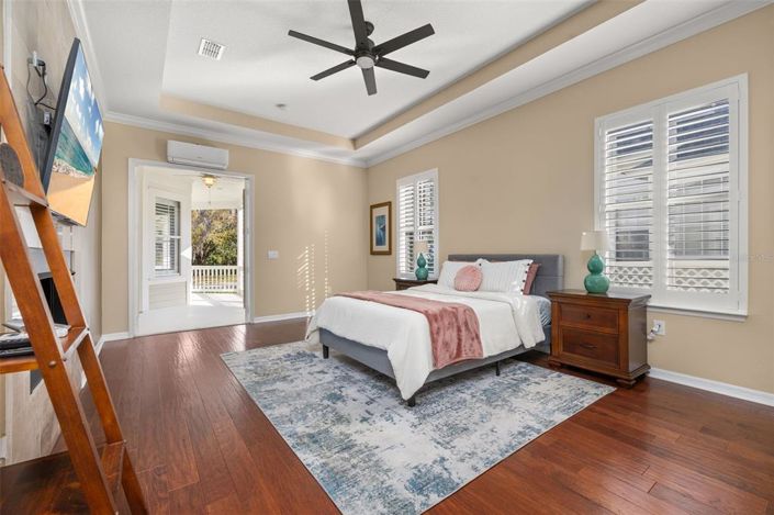 Image No.37-5 Bed House for sale