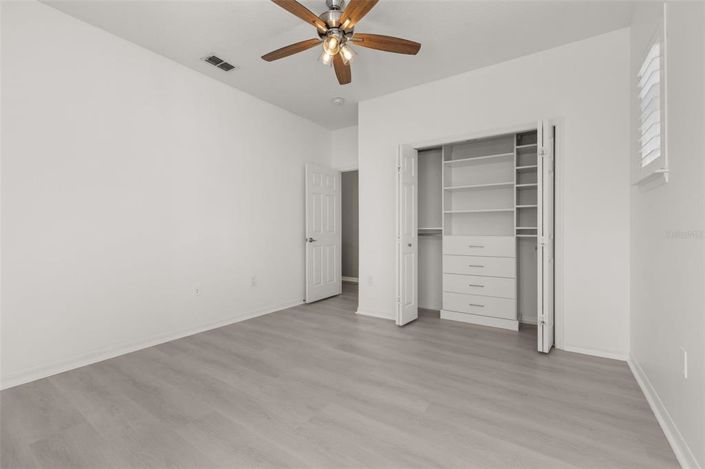 Image No.50-5 Bed House for sale