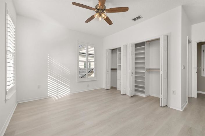 Image No.53-5 Bed House for sale