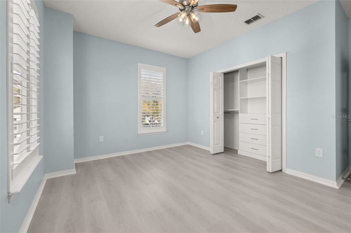 Image No.58-5 Bed House for sale