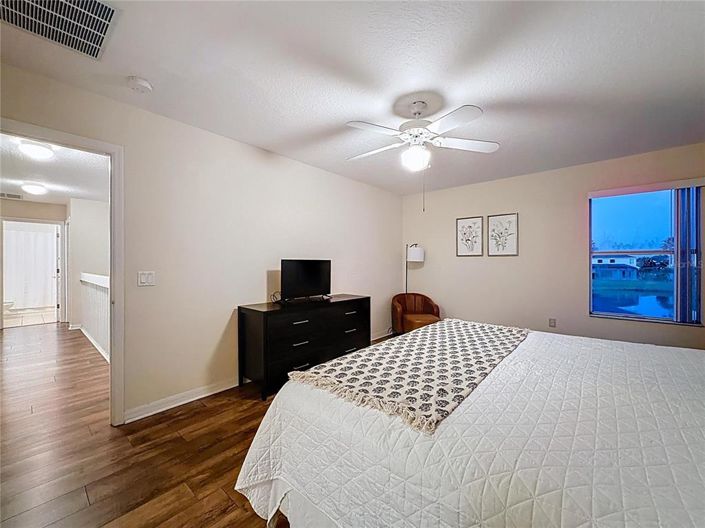 Image No.46-5 Bed House for sale