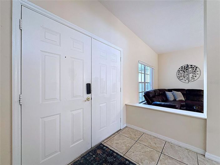 Image No.6-5 Bed House for sale