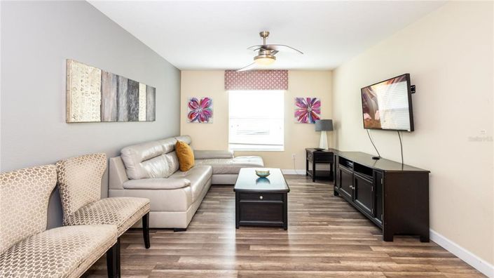 Image No.20-6 Bed House for sale