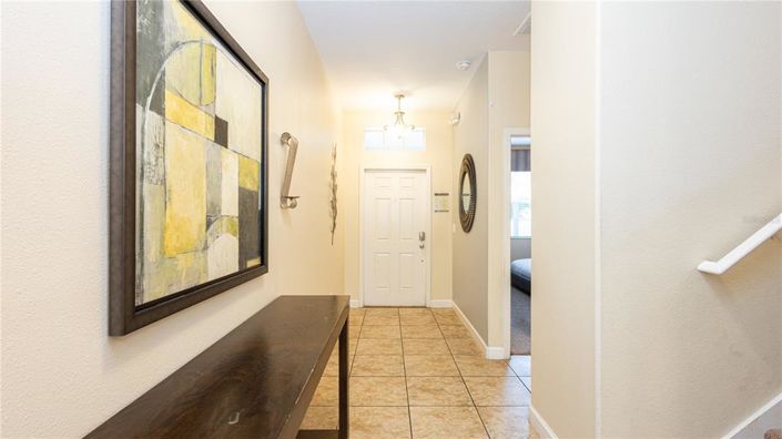 Image No.7-6 Bed House for sale