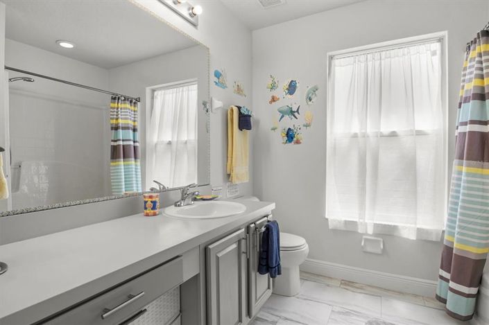 Image No.27-5 Bed House for sale