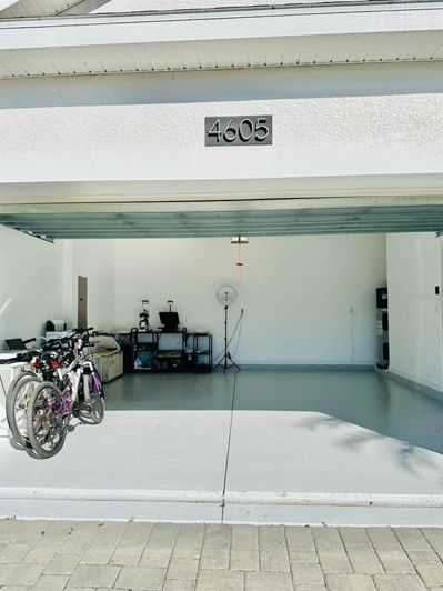 Image No.24-3 Bed House for sale