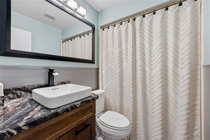 Image No.18-3 Bed House for sale