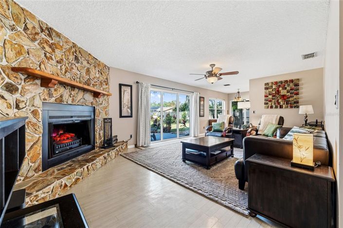 Image No.5-3 Bed House for sale