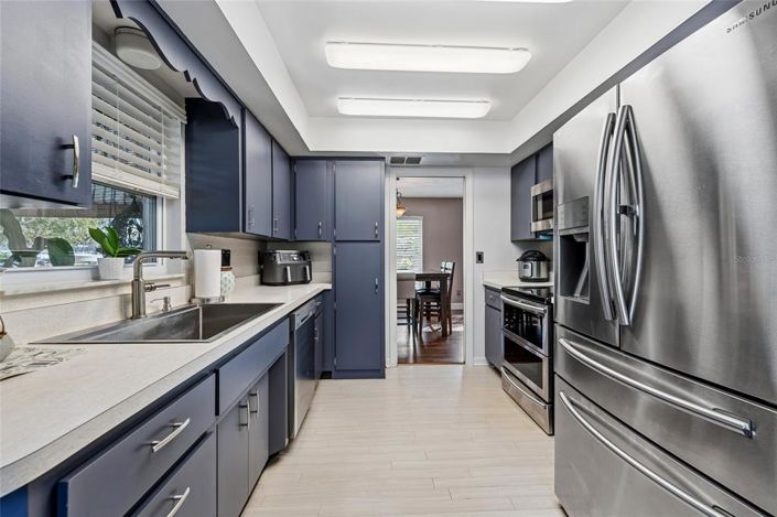 Image No.9-3 Bed House for sale