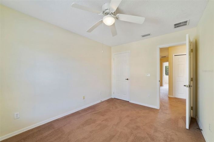 Image No.26-3 Bed Townhouse for sale