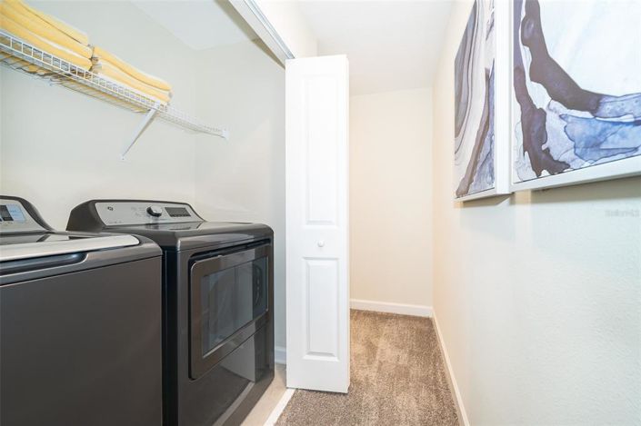 Image No.17-4 Bed Townhouse for sale